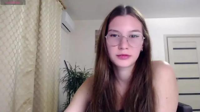 Image 3 of kristal89 Stream on Chaturbate on 23 months ago