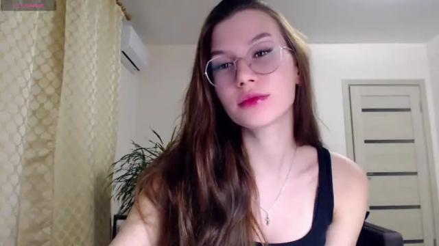 Image 3 of kristal89 Stream on Chaturbate on 22 months ago