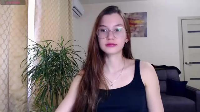 Image 3 of kristal89 Stream on Chaturbate on 21 months ago