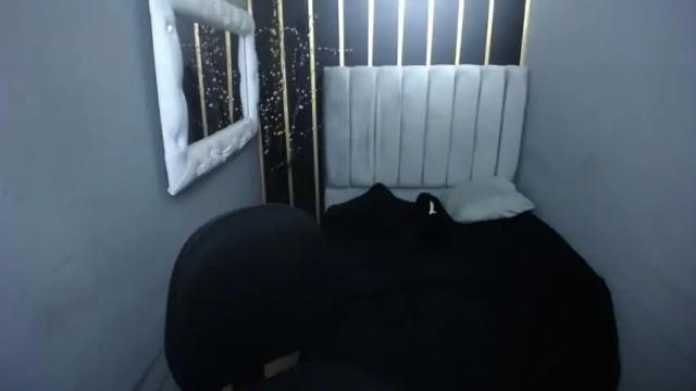 Image 11 of kristal__bloom Stream on Chaturbate on 23 months ago