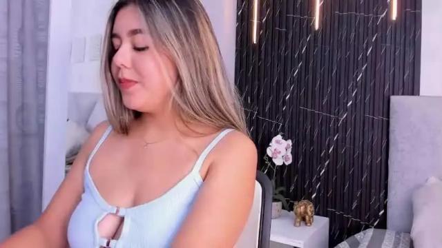 Image 12 of kristal_brown_ Stream on Chaturbate on 12 months ago