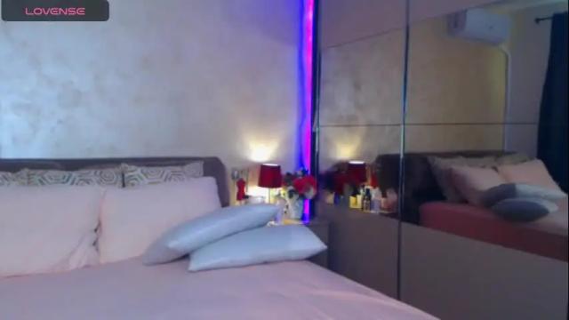 Image 10 of kristal_madness Stream on Chaturbate on 12 months ago