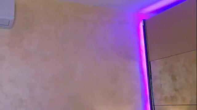 Image 12 of kristal_madness Stream on Chaturbate on 3 days ago
