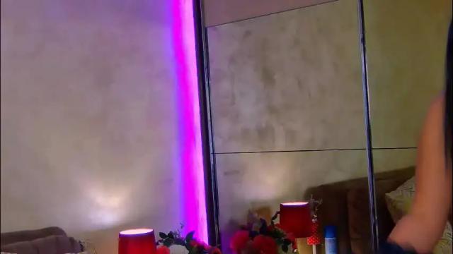 Image 12 of kristal_madness Stream on Chaturbate on 2 months ago