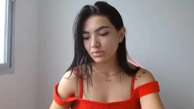 Image 4 of kristal_santamaria Stream on Chaturbate on 12 months ago
