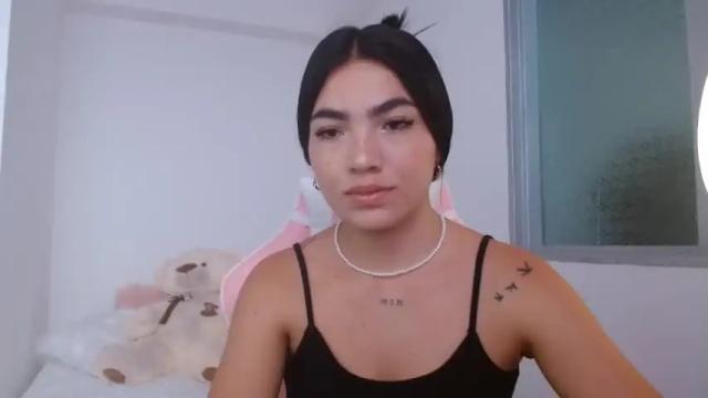 Thumbnail 1, kristal_santamaria's Stream at Chaturbate, 12 months ago