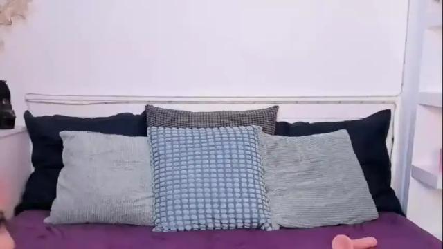 Image 11 of kristalbabe69 Stream on Chaturbate on 1 month ago