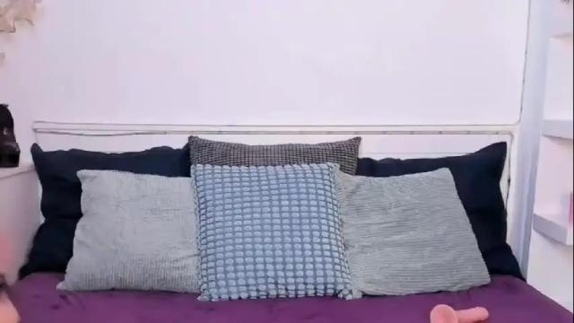 Image 12 of kristalbabe69 Stream on Chaturbate on 1 month ago