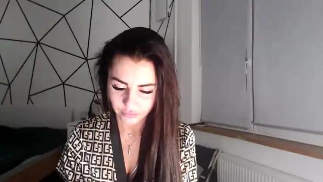Image 2 of kristalblondy Stream on Chaturbate on 18 months ago