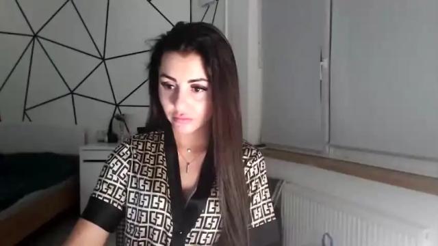 Image 6 of kristalblondy Stream on Chaturbate on 18 months ago