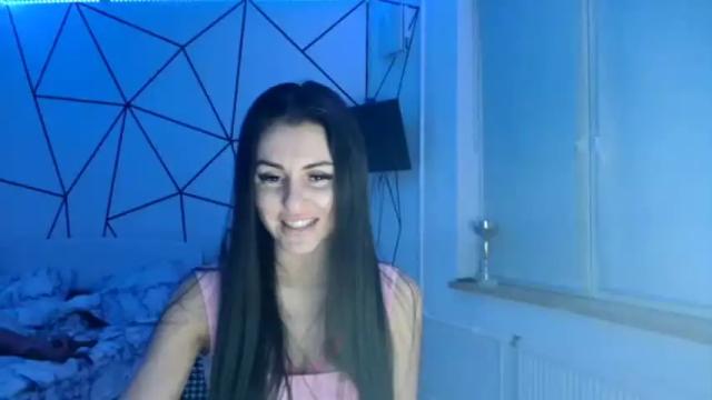 Image 7 of kristalblondy Stream on Chaturbate on 18 months ago