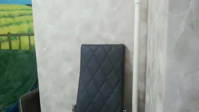 Image 7 of kristalblondy Stream on Chaturbate on 16 months ago