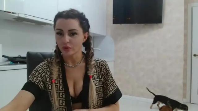Thumbnail 3, kristalblondy's Stream at Chaturbate, 13 months ago