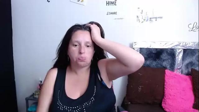 Thumbnail 1, kristaljonnes_'s Stream at Chaturbate, 8 days ago