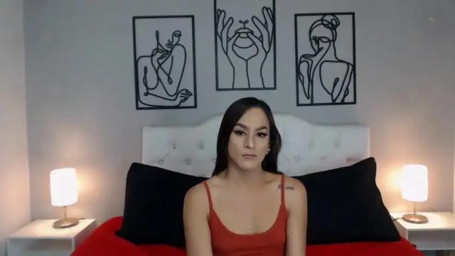 Image 8 of kristelzafiro_cg Stream on Chaturbate on 13 months ago