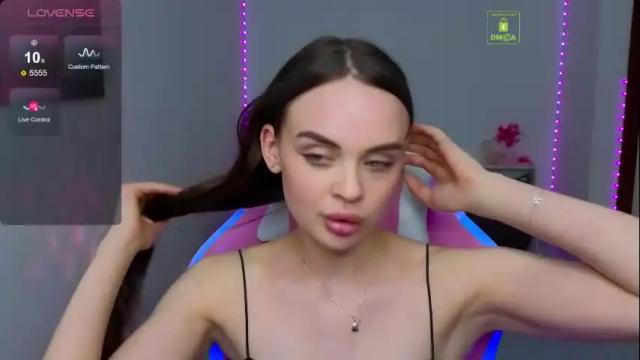 Image 12 of kristen_sayles Stream on Chaturbate on 2 months ago