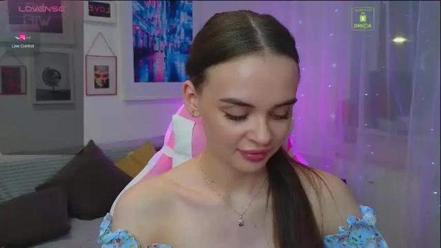 Image 12 of kristen_sayles Stream on Chaturbate on 1 month ago