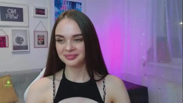 Image 12 of kristen_sayles Stream on Chaturbate on 29 days ago