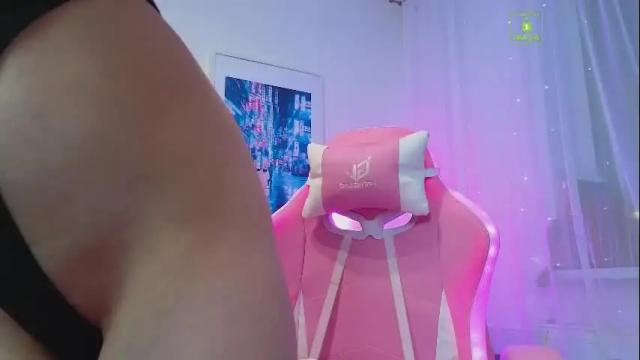Image 4 of kristen_sayles Stream on Chaturbate on 29 days ago