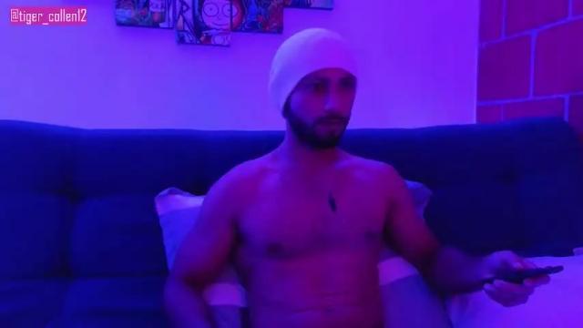 Image 2 of kristen_y_tigre Stream on Chaturbate on 19 months ago