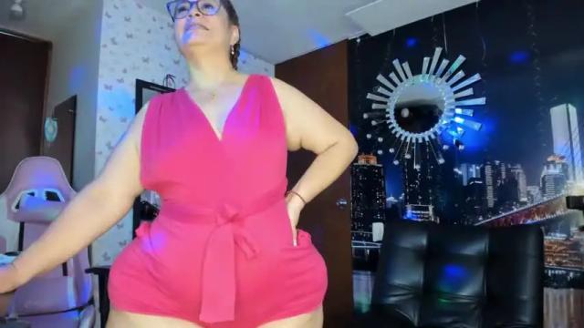 Image 4 of kristenhill1 Stream on Chaturbate on 15 months ago