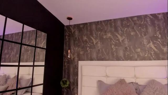 Image 2 of kristensantos_ Stream on Chaturbate on 14 days ago