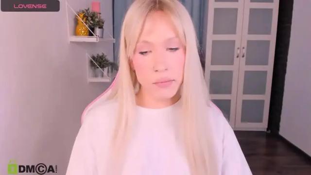 Thumbnail 1, kristiall's Stream at Chaturbate, 17 months ago
