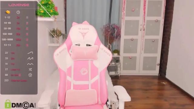 Image 12 of kristiall Stream on Chaturbate on 17 months ago