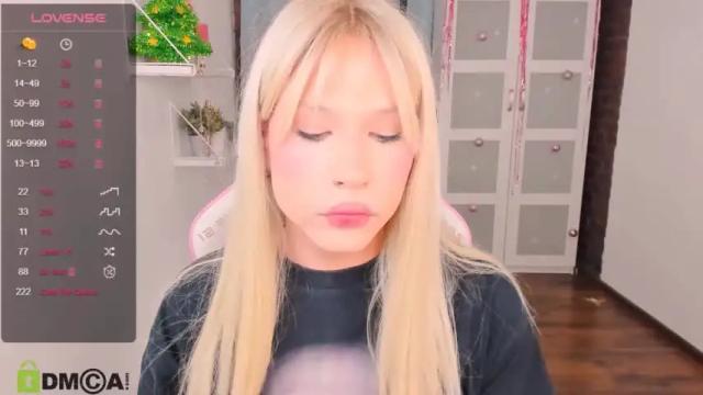 Image 6 of kristiall Stream on Chaturbate on 17 months ago