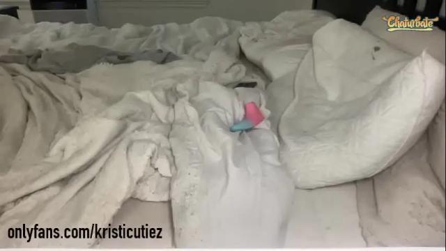 Image 12 of kristicutiez Stream on Chaturbate on 17 days ago