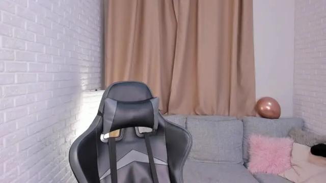 Image 8 of kristin_feiver Stream on Chaturbate on 16 months ago