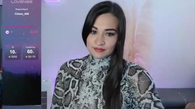 Image 4 of kristina_rivera Stream on Chaturbate on 17 months ago