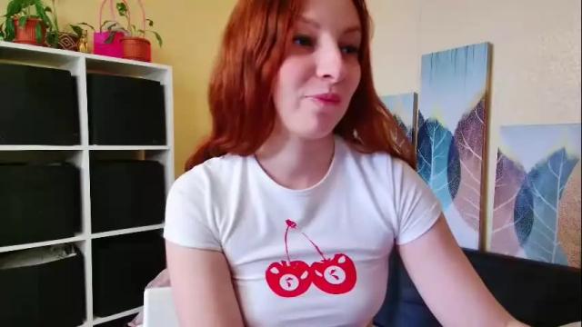 Image 4 of kristina_sosexy Stream on Chaturbate on 1 month ago