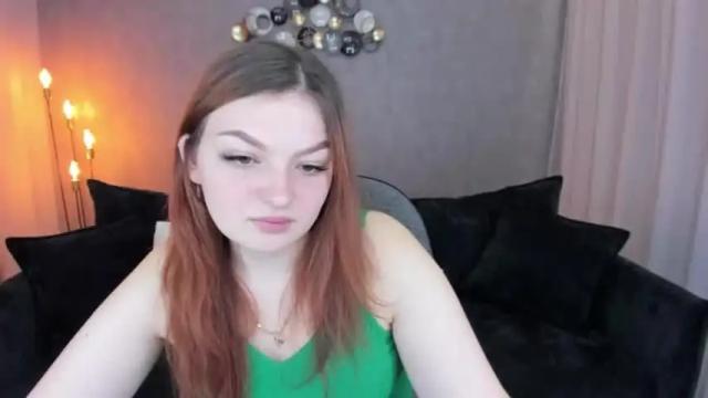 Image 3 of kristinadavidson Stream on Chaturbate on 25 months ago