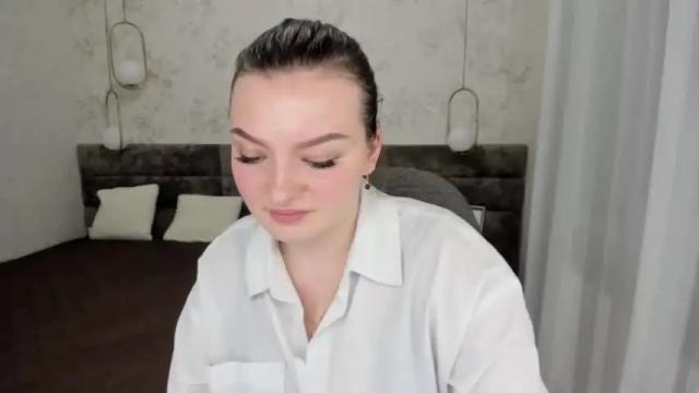 Thumbnail 1, kristinadavidson's Stream at Chaturbate, 16 months ago