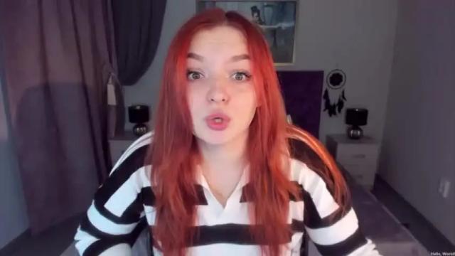 Image 3 of kristinadavidson Stream on Chaturbate on 16 months ago