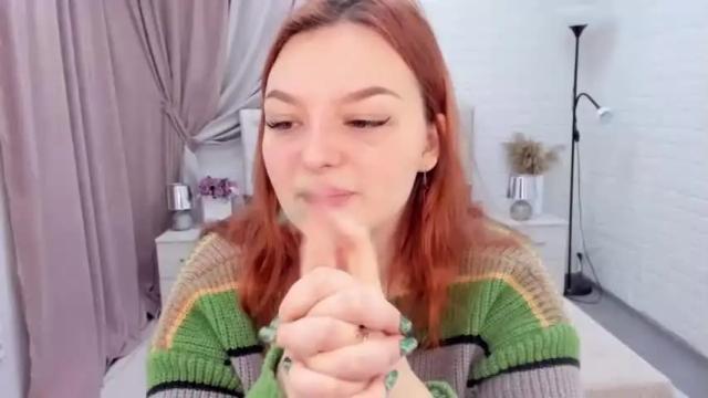 Image 12 of kristinadavidson Stream on Chaturbate on 15 months ago