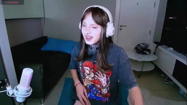 Image 6 of kristinaholland Stream on Chaturbate on 1 month ago