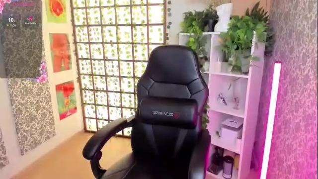 Image 2 of kristine_beauty Stream on Chaturbate on 1 month ago