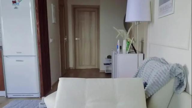 Image 11 of kristinedean Stream on Chaturbate on 29 days ago