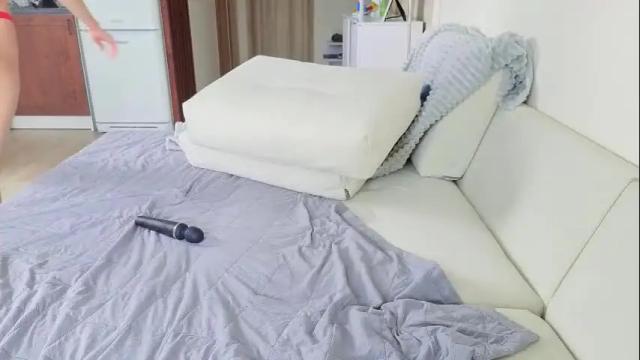 Image 2 of kristinedean Stream on Chaturbate on 29 days ago