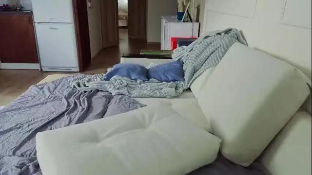 Image 10 of kristinedean Stream on Chaturbate on 11 days ago