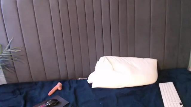 Image 12 of kristinsexy17 Stream on Chaturbate on 18 months ago