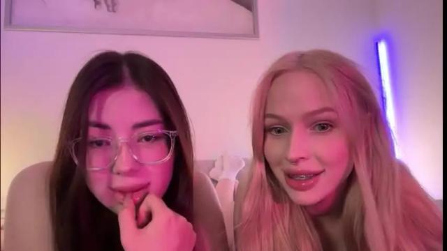 Image 2 of kristy_babe Stream on Chaturbate on 5 months ago