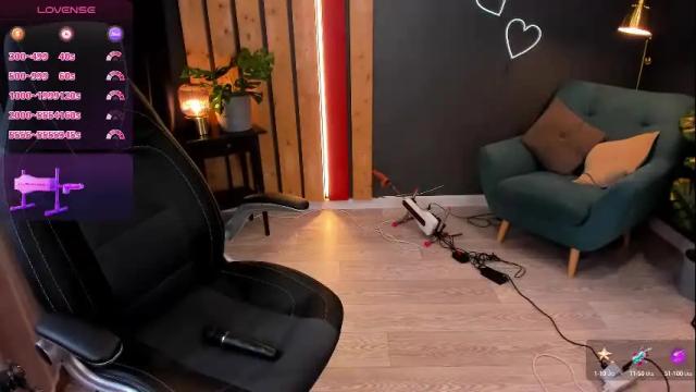 Image 2 of kristy_rayyy Stream on Chaturbate on 1 month ago
