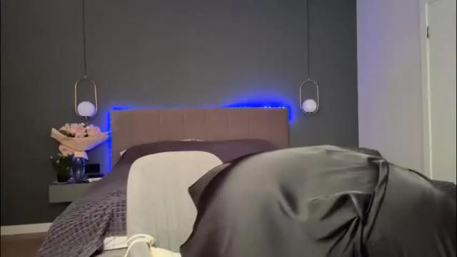 Image 3 of kristy_saint Stream on Chaturbate on 1 month ago