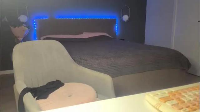 Image 3 of kristy_saint Stream on Chaturbate on 2 days ago