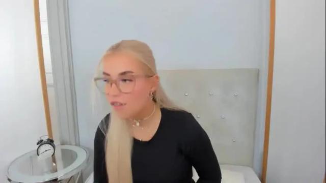 Image 8 of kristyflowers Stream on Chaturbate on 1 month ago