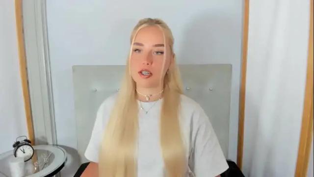 Image 10 of kristyflowers Stream on Chaturbate on 1 month ago