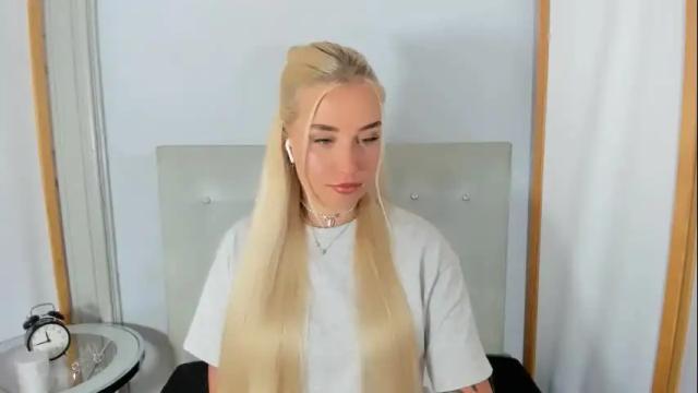 Image 12 of kristyflowers Stream on Chaturbate on 1 month ago